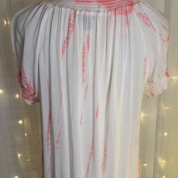 Fever White and Pink Button-Up Blouse - Picture 4 of 4